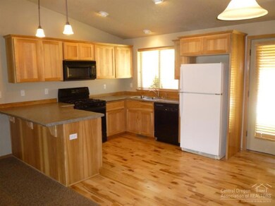 unlisted-address, Bend, OR 97702 - photo 3