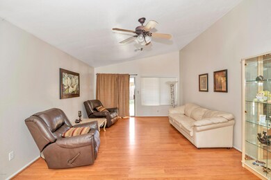 8757 E Obi-003-5-DLB 4319-MLS_Size