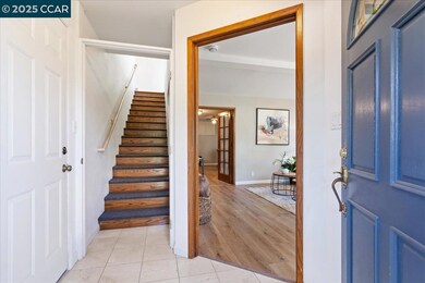 207 Midway Dr, Martinez, CA 94553 - photo 6