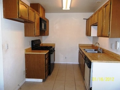 3535 Dune St, Redding, CA 96002 - photo 2