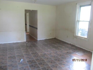 411 Oak St, Manchester, TN 37355 - photo 4