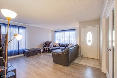 5399 Surrey St, Las Vegas, NV 89119 - photo 7