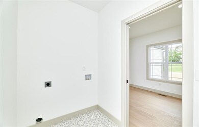 4 Ashley Ln, Hawk Point, MO 63349 - photo 7