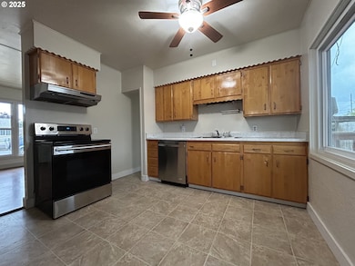 1440 L St, Springfield, OR 97477 - photo 7