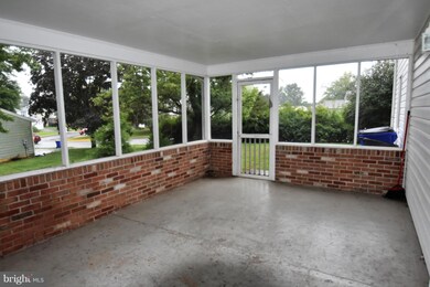 228 Glade Blvd, Walkersville, MD 21793 - photo 3