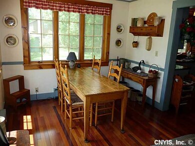 Breakfast Room