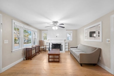 40 Roosevelt Ave, North Attleboro, MA 02760 - photo 7