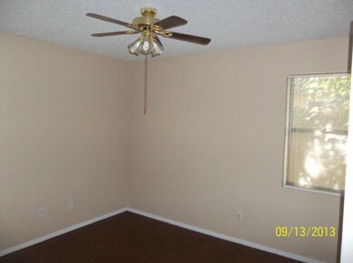 910 Dartmouth St, San Marcos, TX 78666 - photo 3