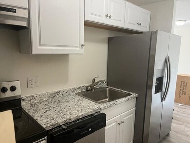 800 County St unit 20, Taunton, MA 02780 - photo 2