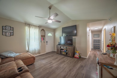 603 S Spring St, Grove, OK 74344 - photo 5