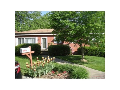 903 Oakwood Ct, New Albany, IN 47150 - photo 3