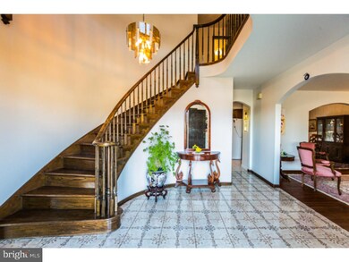 110 Academy Ln, Broomall, PA 19008 - photo 2