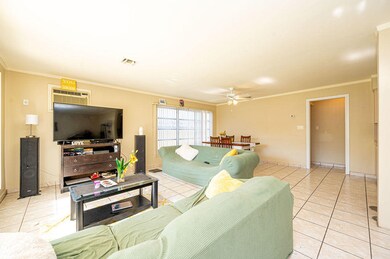 2305 Seidenberg Ave.