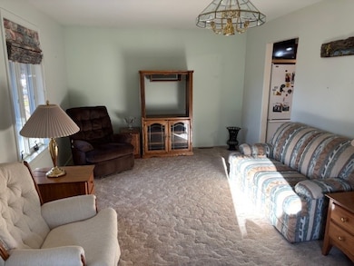 13 S Wisconsin St, Conrad, MT 59425 - photo 3