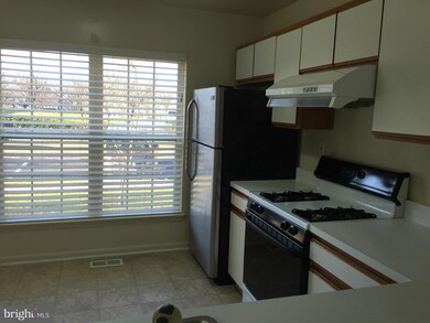 21205 Bunyan Cir, Germantown, MD 20876 - photo 5