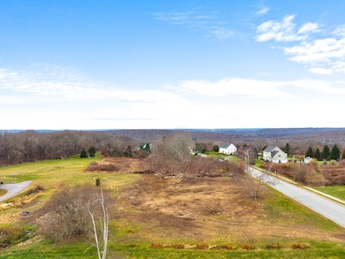 6 Farm View Dr, Norwich, CT 06360 - photo 5