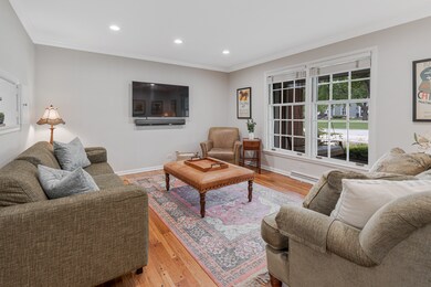 1216 Gamon Rd, Wheaton, IL 60189 - photo 4