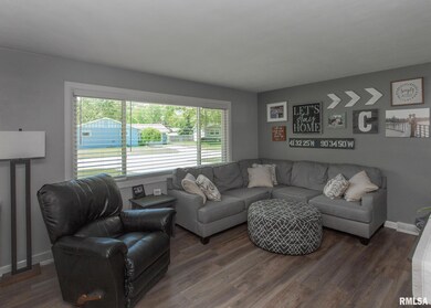 1829 Elmwood Ln, Bettendorf, IA 52722 - photo 4