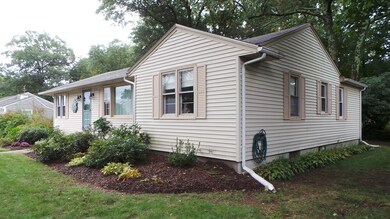 7 Rogers St, Milford, MA 01757 - photo 4