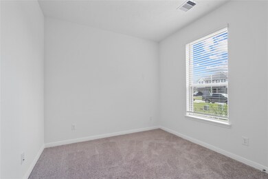 5515 Blackbird Ln, Hitchcock, TX 77568 - photo 5