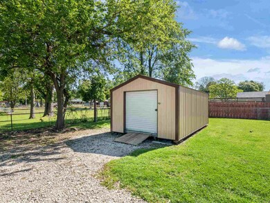 628 W Walnut St, Princeton, IN 47670 - photo 2