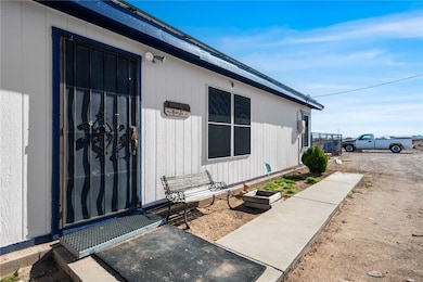 1418 S Canelo Rd, Golden Valley, AZ 86413 - photo 4