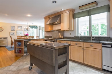 15 Fairway Dr, Dover, NH 03820 - photo 5