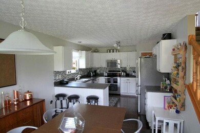 1554 Grove Hill Dr, Columbus, OH 43240 - photo 4