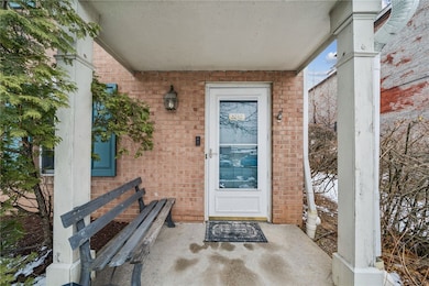 3242 Ward St unit A53, Pittsburgh, PA 15213 - photo 2