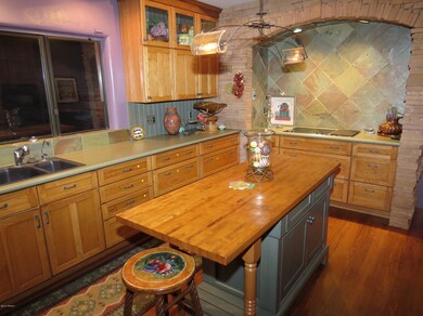 Fabulous Kitchen with Cypress Flooring!