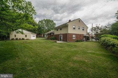 12902 Forest View Dr, Beltsville, MD 20705 - photo 2