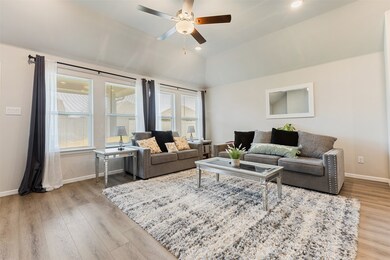 7537 Prairie Holly Ln, Venus, TX 76084 - photo 4