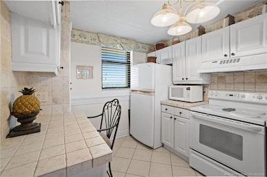 Oceana North I Condominium unit 907, Jensen Beach, FL 34957 - photo 5