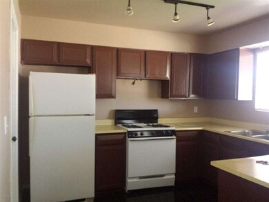 2207 N 54th Ln unit 9, Phoenix, AZ 85035 - photo 2