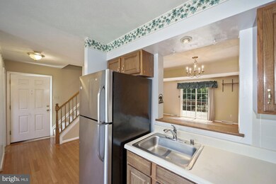 1211 Seron Ct, Sykesville, MD 21784 - photo 7