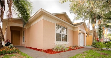 2905 Kokomo Loop, Haines City, FL 33844 - photo 2