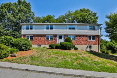 8 Zabriskie Dr unit 8A, Newburyport, MA 01950 - photo 2