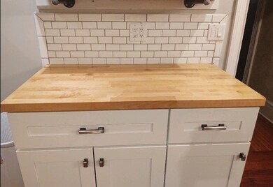 33 Chapin St, Chicopee, MA 01013 - photo 7