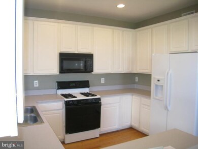 2445 Sugar Mill Way, Herndon, VA 20171 - photo 2