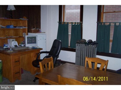 516 Arlington St, Tamaqua, PA 18252 - photo 6