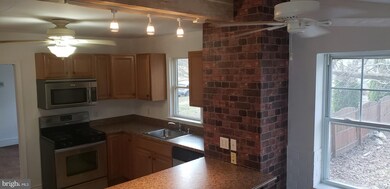 2260 W Walnut St, Colmar, PA 18915 - photo 6