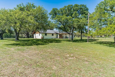 424 Old Tin Top Rd, Weatherford, TX 76087 - photo 5