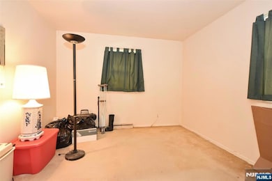 61 Mackay Ave, Waldwick, NJ 07463 - photo 7