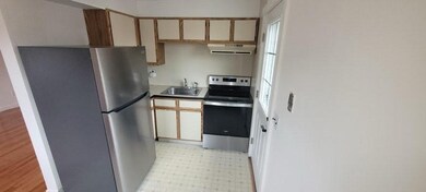 14 Austin Ct unit 14F, Saugus, MA 01906 - photo 6