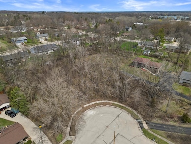 2149 Briar Dr, West Bend, WI 53090 - photo 3