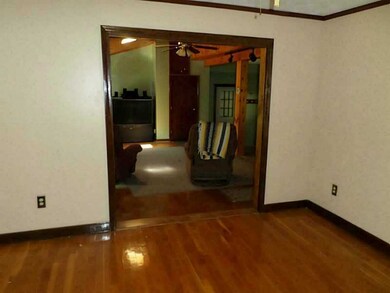 232 Old Oxford Rd, North Smithfield, RI 02896 - photo 5