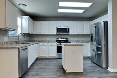 32302 Willow Creek Park, Conroe, TX 77385 - photo 6