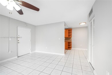 7160 Fairway Dr unit J7, Miami Lakes, FL 33014 - photo 4