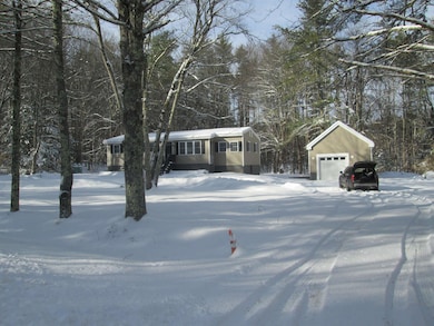 12 Gerrish Dr, Nottingham, NH 03290 - photo 2