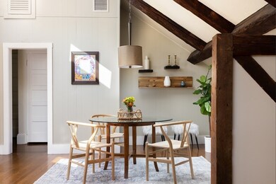 816 Washington St unit 2, Brookline, MA 02446 - photo 4